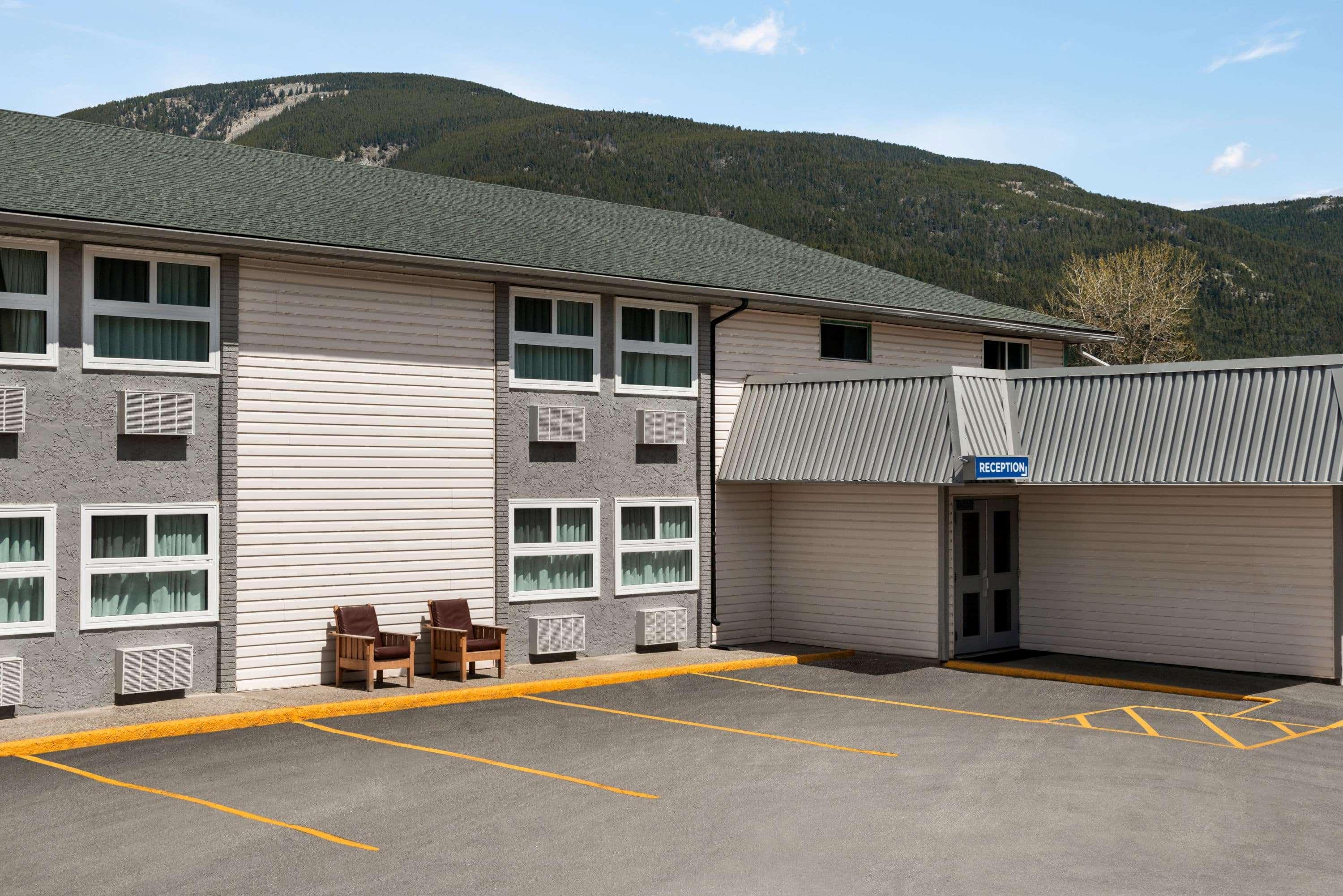 Travelodge By Wyndham Motel Blairmore