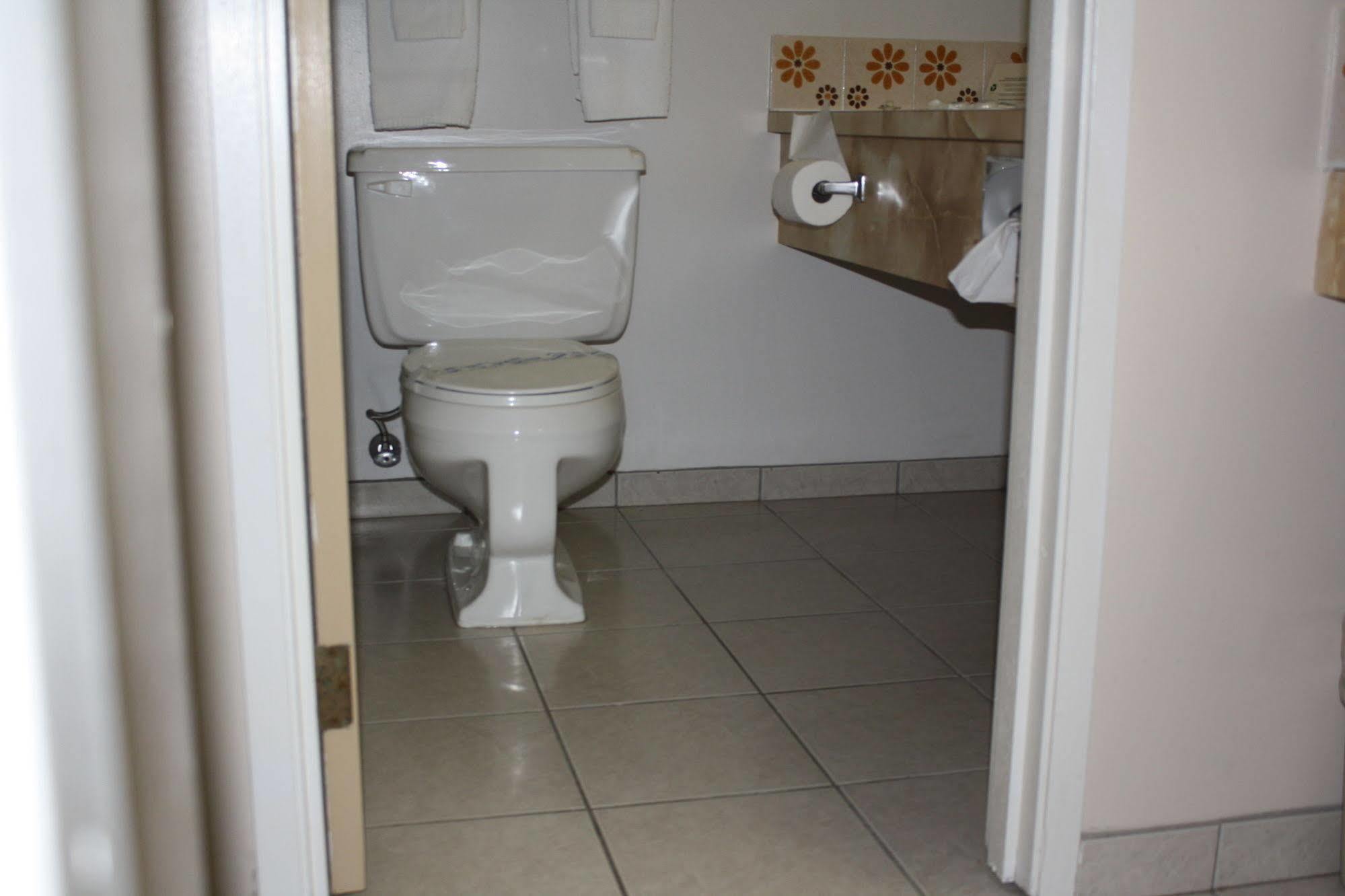 Motel Travelodge By Wyndham 3*
